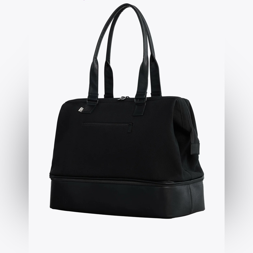 BEÍS The Weekender